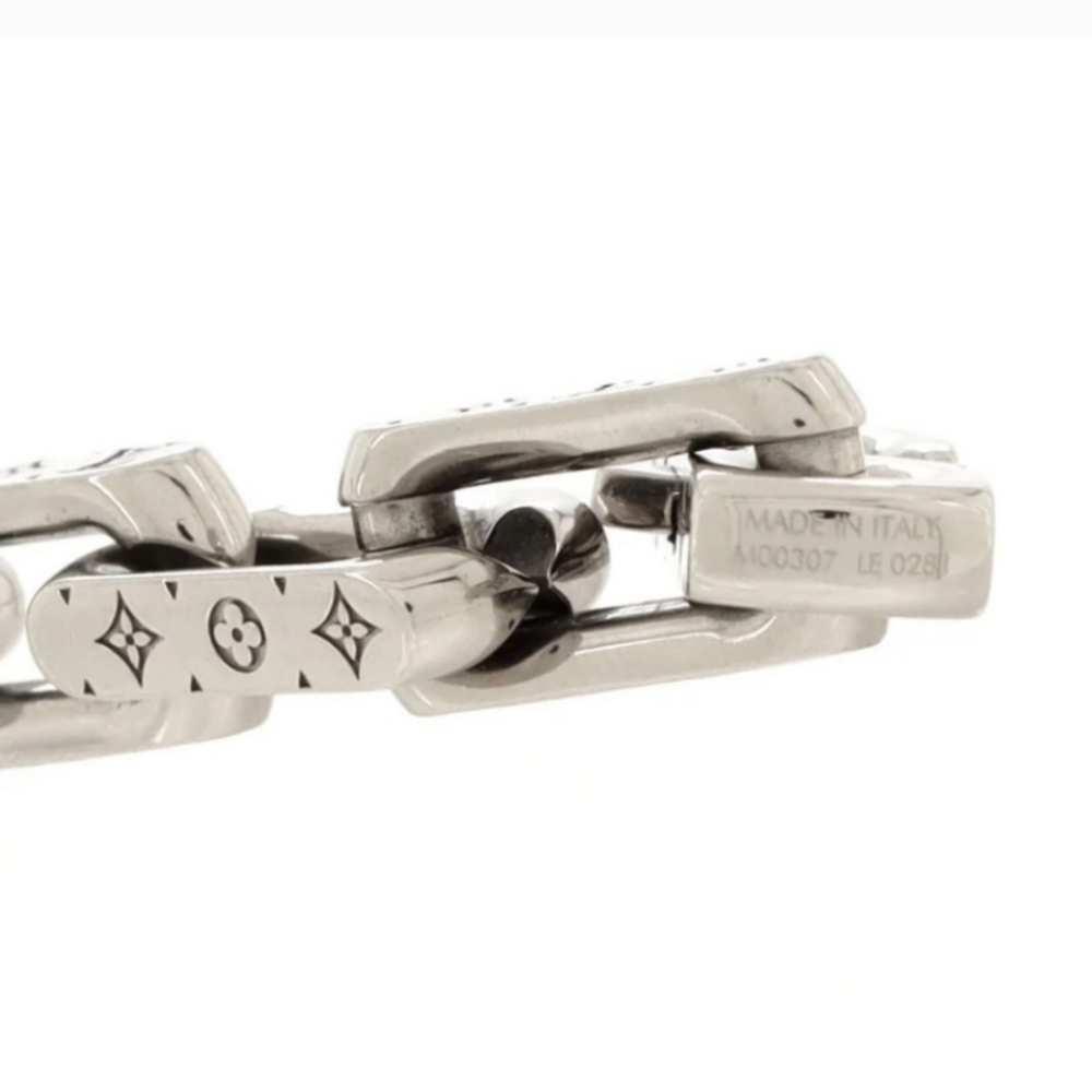 Louis Vuitton monogram silver necklace - Picture 3 of 5